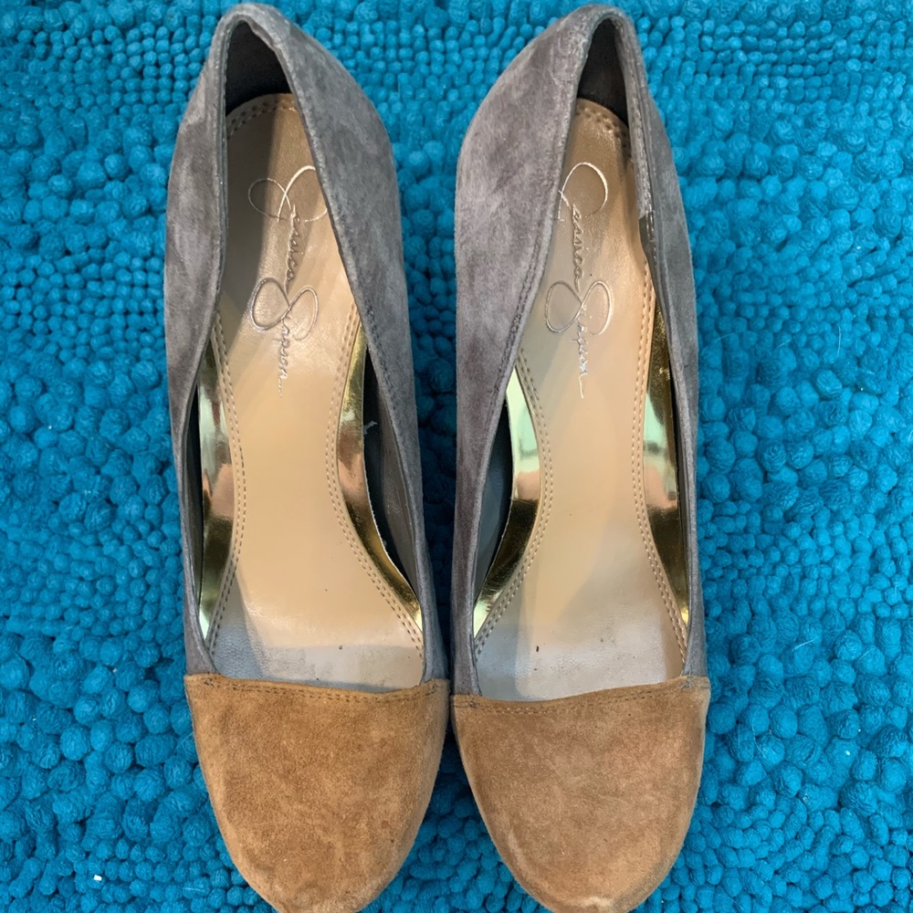 Jessica Simpson charcoal & tan heel
